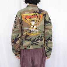 画像4: 80's U.S.M.C. "MARINE BARRACKS COMPANY B WARRIORS" ウッドランドカモ柄 スーベニアジャケット (4)