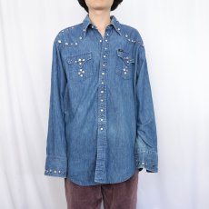 画像2: 70's Lee USA製 スタッズカスタム デニムウエスタンシャツ (2)
