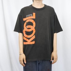 画像2: 90's KOOL USA製 たばこメーカー ロゴプリントTシャツ BLACK XL (2)