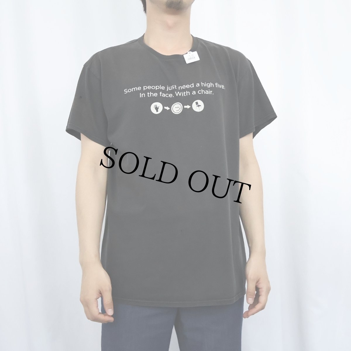 画像2: ”Some people just need..." プリントTシャツ BLACK (2)