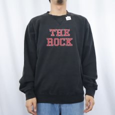 画像2: 90's RUSSELL ATHLETIC USA製 HIGH COTTON "THE ROCK" 前V プリントスウェット BLACK M (2)