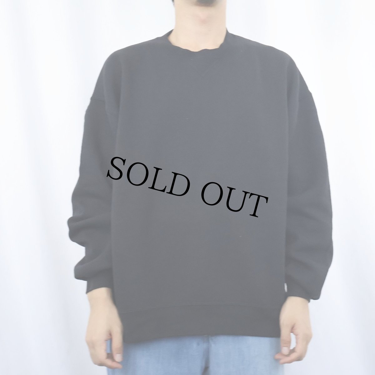 画像2: 90's RUSSELL ATHLETIC USA製 前V 無地スウェット BLACK XL (2)