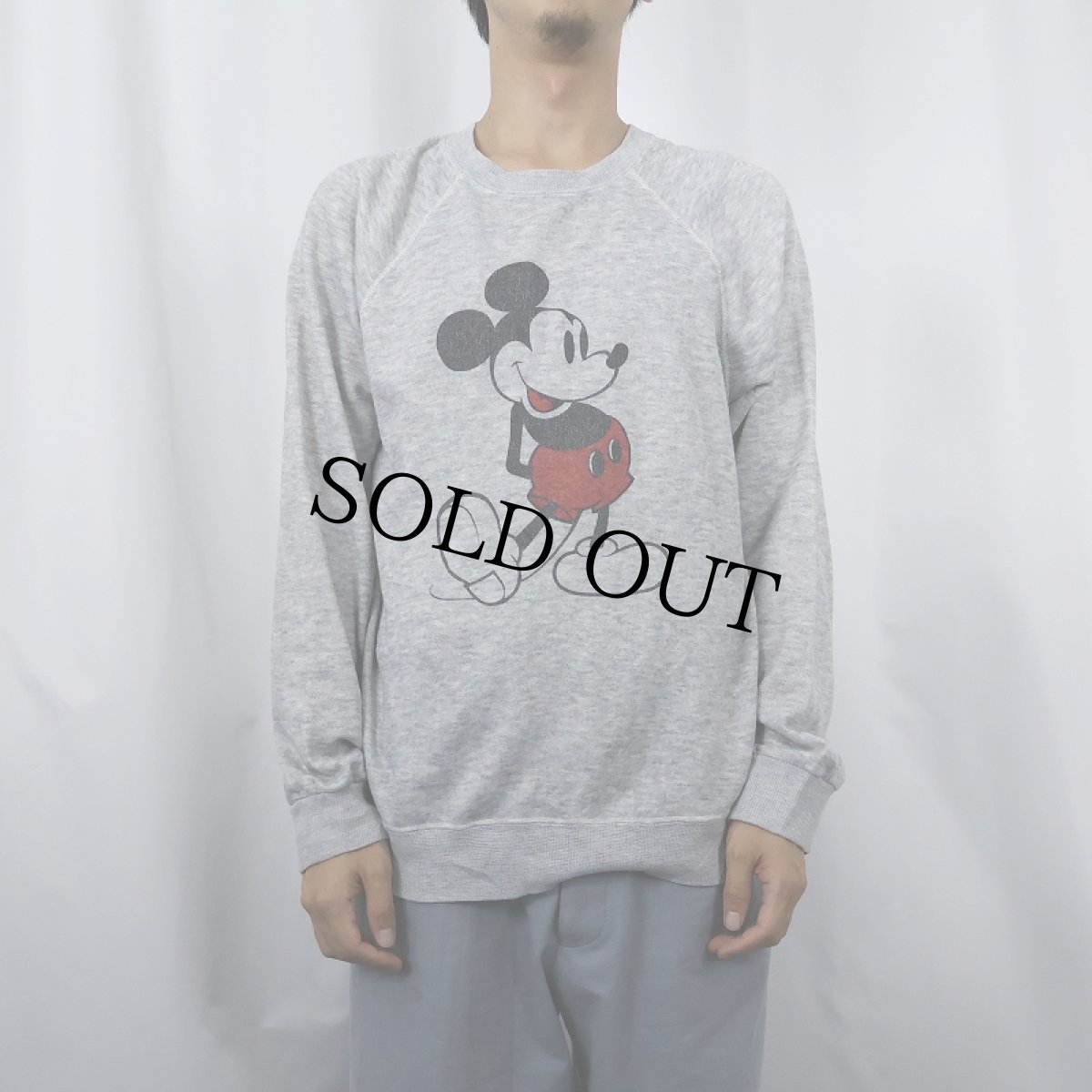 画像2: 80's Disney MICKEY MOUSE 白靴ミッキー キャラクタープリントラグランスウェット (2)