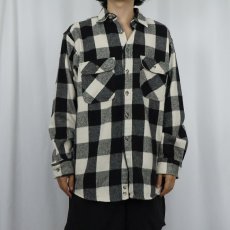 画像2: 90's FIELD MASTER バッファローチェック柄 ヘビーネルシャツ M (2)