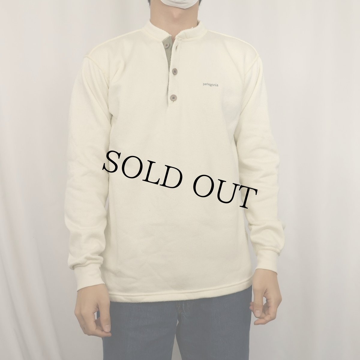画像2: 80's Patagonia USA製 "capilene" ロゴ刺繡 ヘンリーネック フリースロンT M (2)