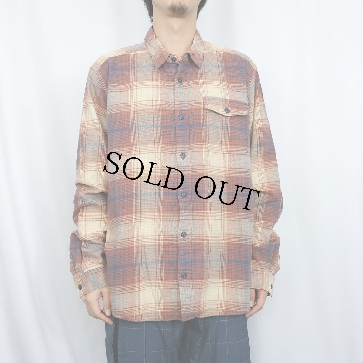 画像2: 2019AW Patagonia "ORGANIC COTTON" 猫目ボタン オンブレーチェック柄 ネルシャツ M (2)