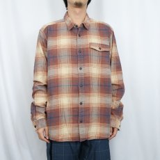 画像2: 2019AW Patagonia "ORGANIC COTTON" 猫目ボタン オンブレーチェック柄 ネルシャツ M (2)