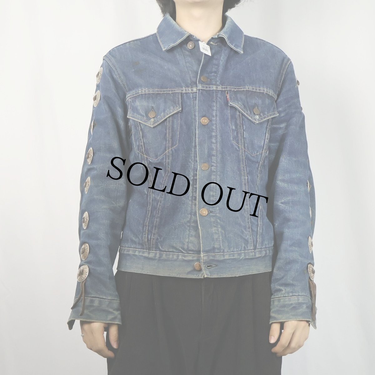 画像2: 60's LEVI'S 559 ブランケットライナー コンチョボタンカスタム デニムジャケット SIZE40 (2)
