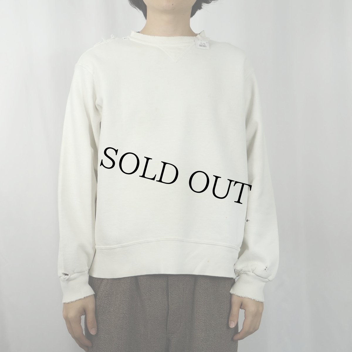 画像2: 80〜90's Champion 青刺繍タグ 前V 無地フェードスウェット (2)