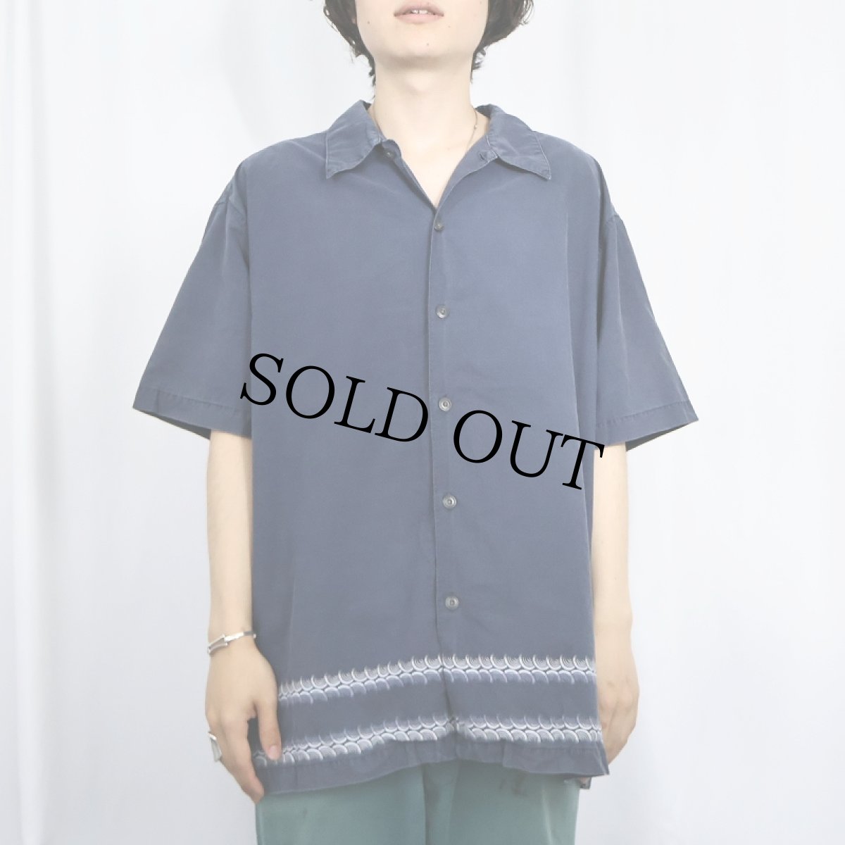 画像2: Levi's SILVERTAB 幾何学模様 コットンシャツ XL (2)