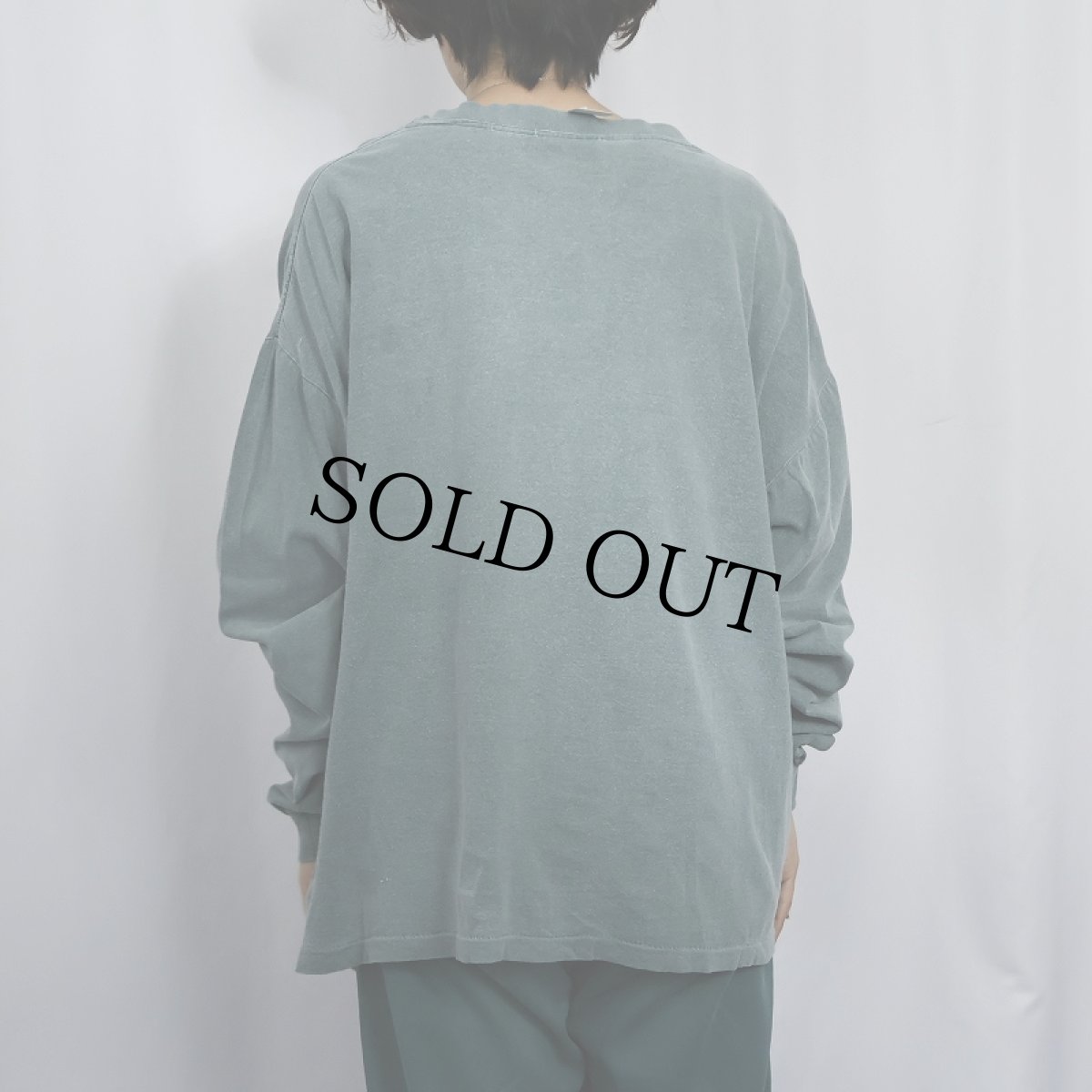 画像3: 90's GUESS USA製 後染め ロゴ刺繍 ロンT ONESIZE (3)