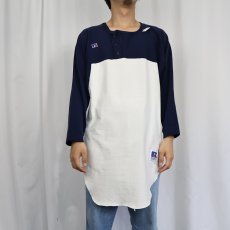 画像2: 80〜90's RUSSELL ATHLETIC USA製 猫目ボタン ナイロン×コットン フットボールTシャツ XL (2)