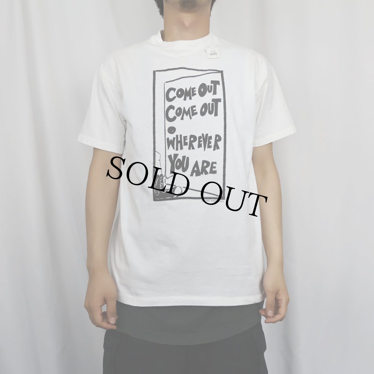 画像2: 90's DONT PANIC USA製 ”COME OUT..." プリントTシャツ L (2)