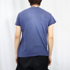 画像3: 70's USA製 "hawaii" 足跡プリントTシャツ NAVY L (3)