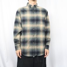 画像2: PENDLETON "MASON" オンブレーチェック柄 コットンボタンダウンシャツ M (2)