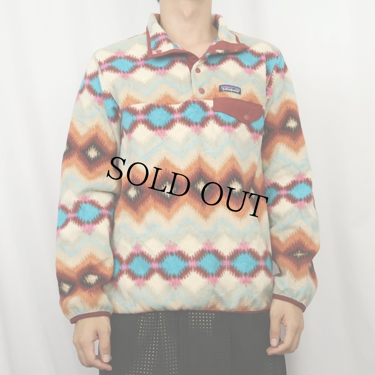 画像2: 2016AW patagonia 総柄 スナップT M (2)