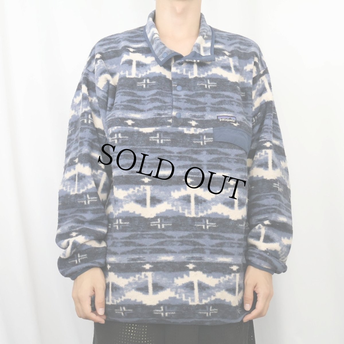 画像2: 2018AW patagonia 総柄 スナップT L (2)