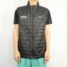 画像2: 2019SS Patagonia "okta PARTNER CONNECT" 刺繍付き ナノパフベスト BLACK L (2)