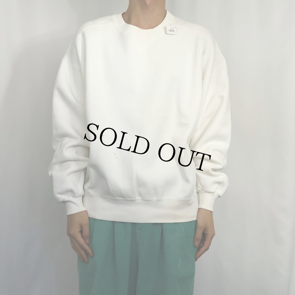 画像2: 90's RUSSELL ATHLETIC USA製 "HIGH COTTON" 前V スウェット L (2)