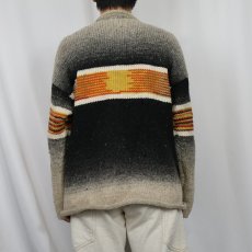 画像3: ネイティブ柄 ロールネックウールニットセーター (3)