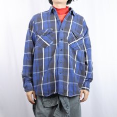 画像2: 80〜90's OSH KOSH USA製 チェック柄 ヘビーネルシャツ XL (2)