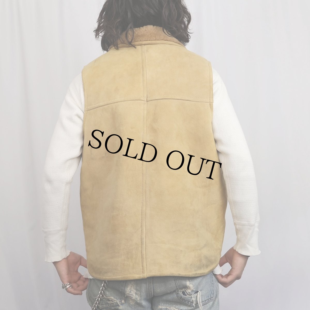 画像3: UNKNOWN ムートンベスト (3)