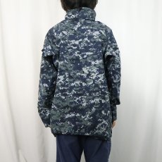 画像3: 2000's U.S.NAVY NWU Type I デジタルカモ GORE-TEX パーカー MEDIUM-LONG (3)