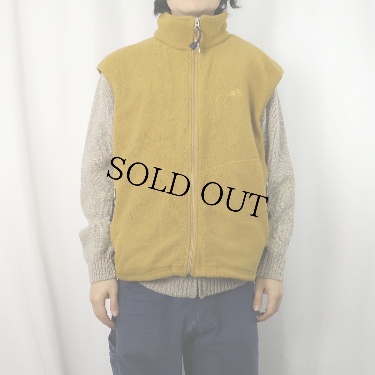 画像2: 90's EMS "POLARTEC" ロゴ刺繡 フリースベスト L (2)