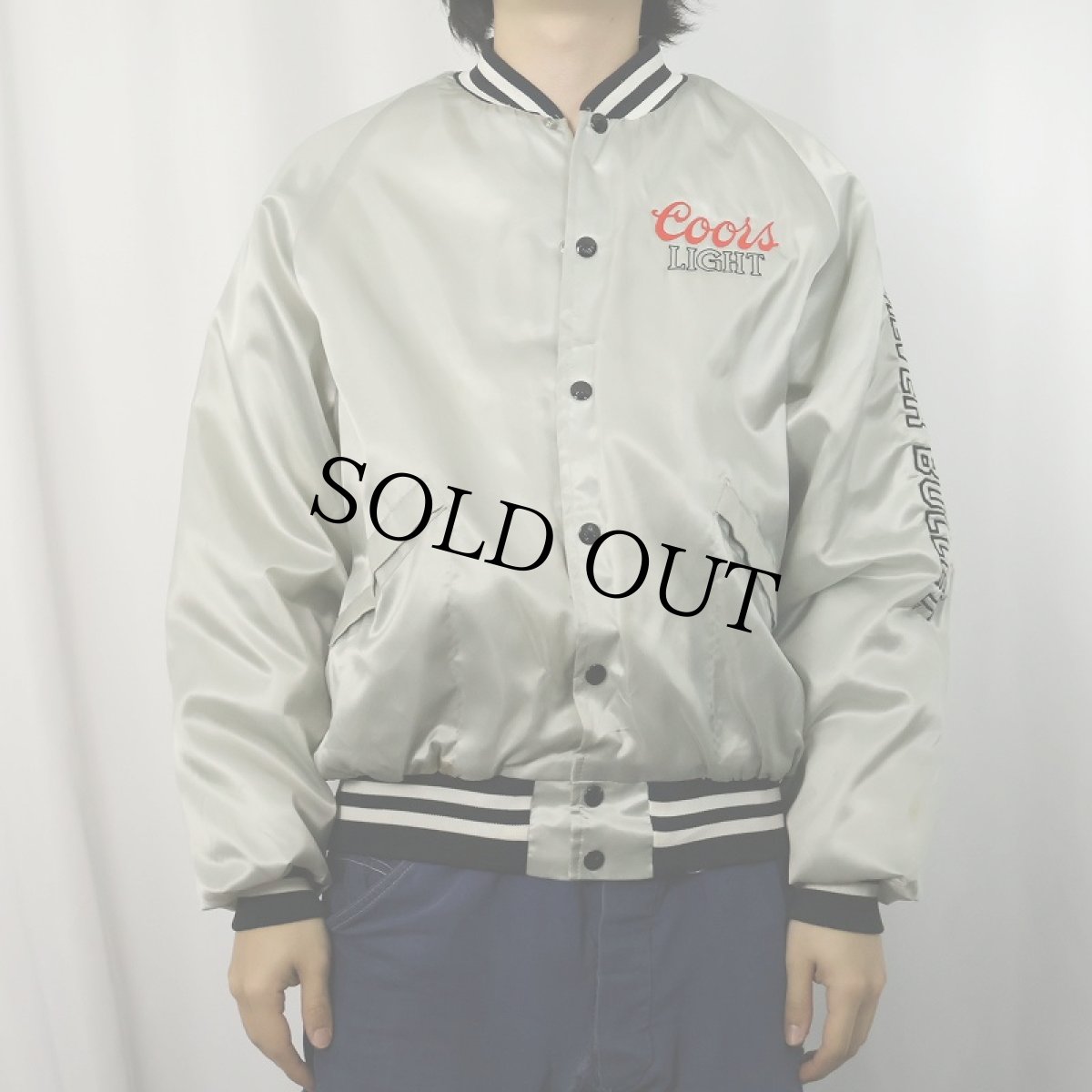 画像3: 70〜80's King Louie USA製 "Coors Light" 刺繡入り ナイロンスタジャン L (3)