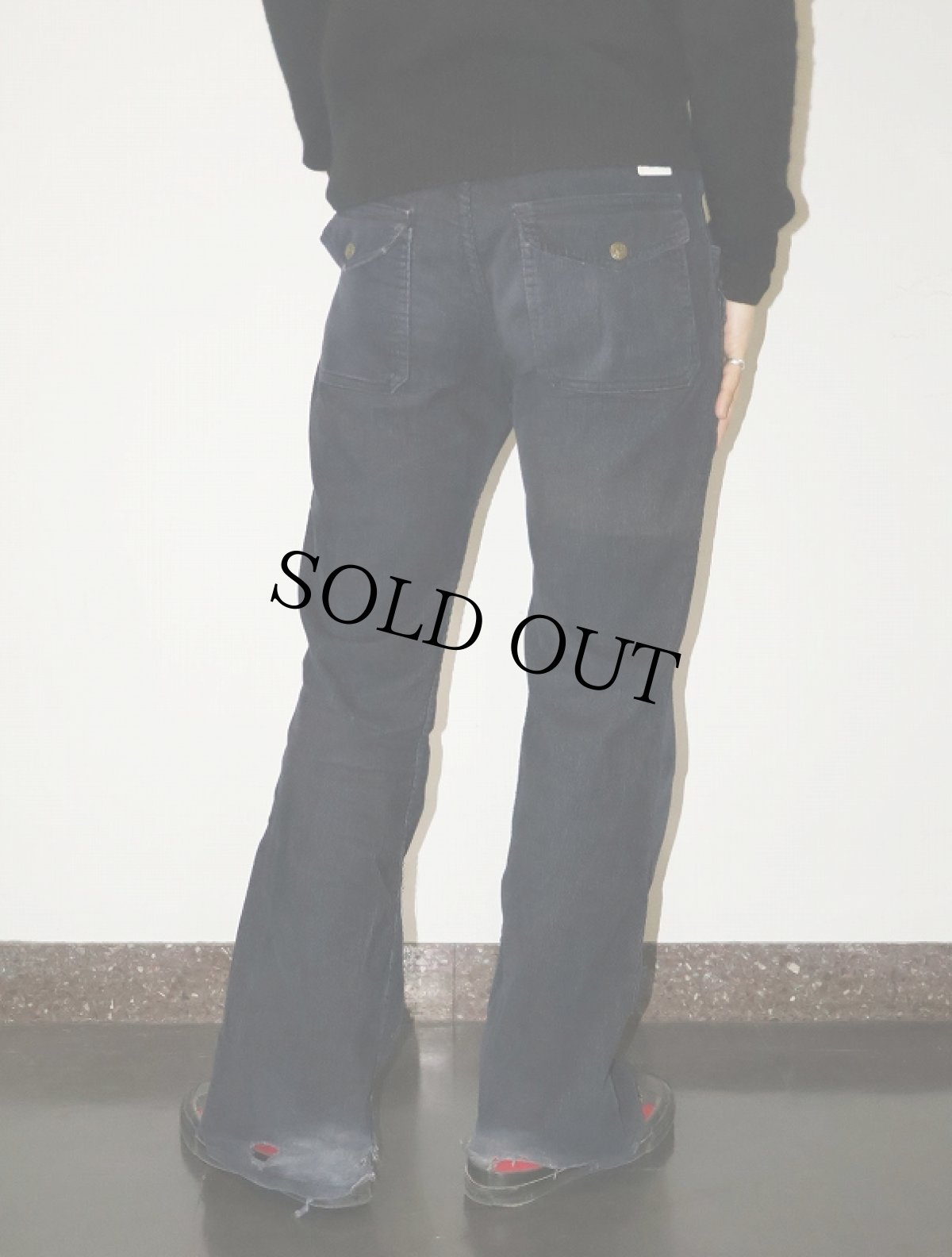 画像2: 70's UNKNOWN コーデュロイブッシュフレアパンツ NAVY W31 (2)