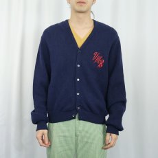 画像2: 60〜70's ROBERT BRUCE×ARNOLD PALMER "VMB" 刺繡入り アルパカウール ニットカーディガン NAVY L (2)