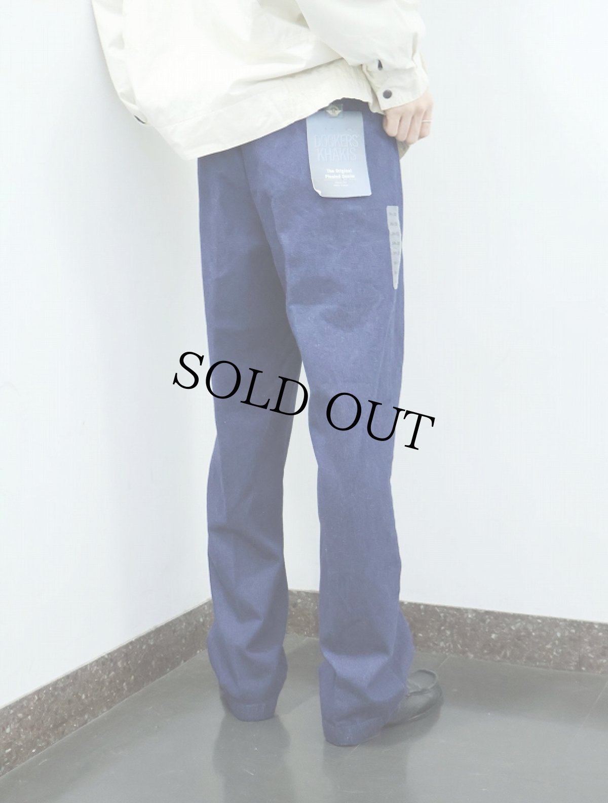 画像2: DOCKERS 2タック デニムパンツ フラッシャー付き未使用 W34  (2)
