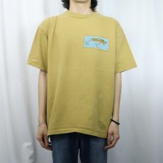 画像2: 90's GRAVITY GRAPHICS USA製 ルアープリントTシャツ (2)