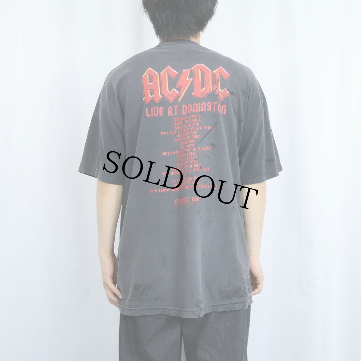画像4: 90's AC/DC "LIVE AT DONINGTON" ロックバンドTシャツ BLACK (4)