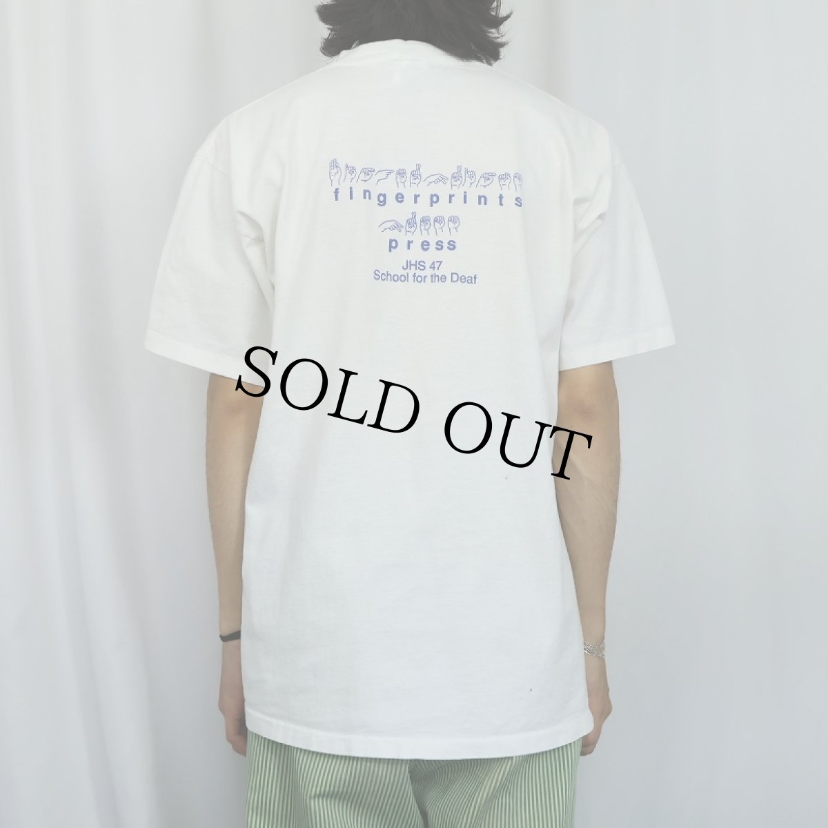画像4: 90's USA製 "fingerprints press" 手話プリントTシャツ XL (4)