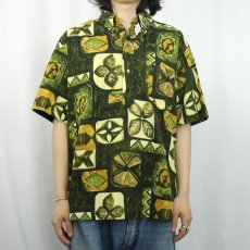 画像2: 60〜70's Diamond Head Sportswear オールオーバーパターン 猫目ボタン ボタンダウンシャツ (2)