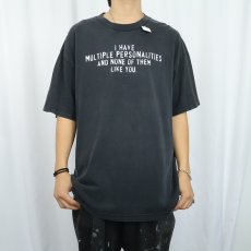 画像2: 90〜2000's "I HAVE MULTIPLE PERSONALITIES...” メッセージプリントTシャツ BLACK (2)