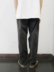 画像2: 90's Levi's 570 BUGGY FIT USA製 "サルファブラック" ブラックデニムパンツ W37 (2)