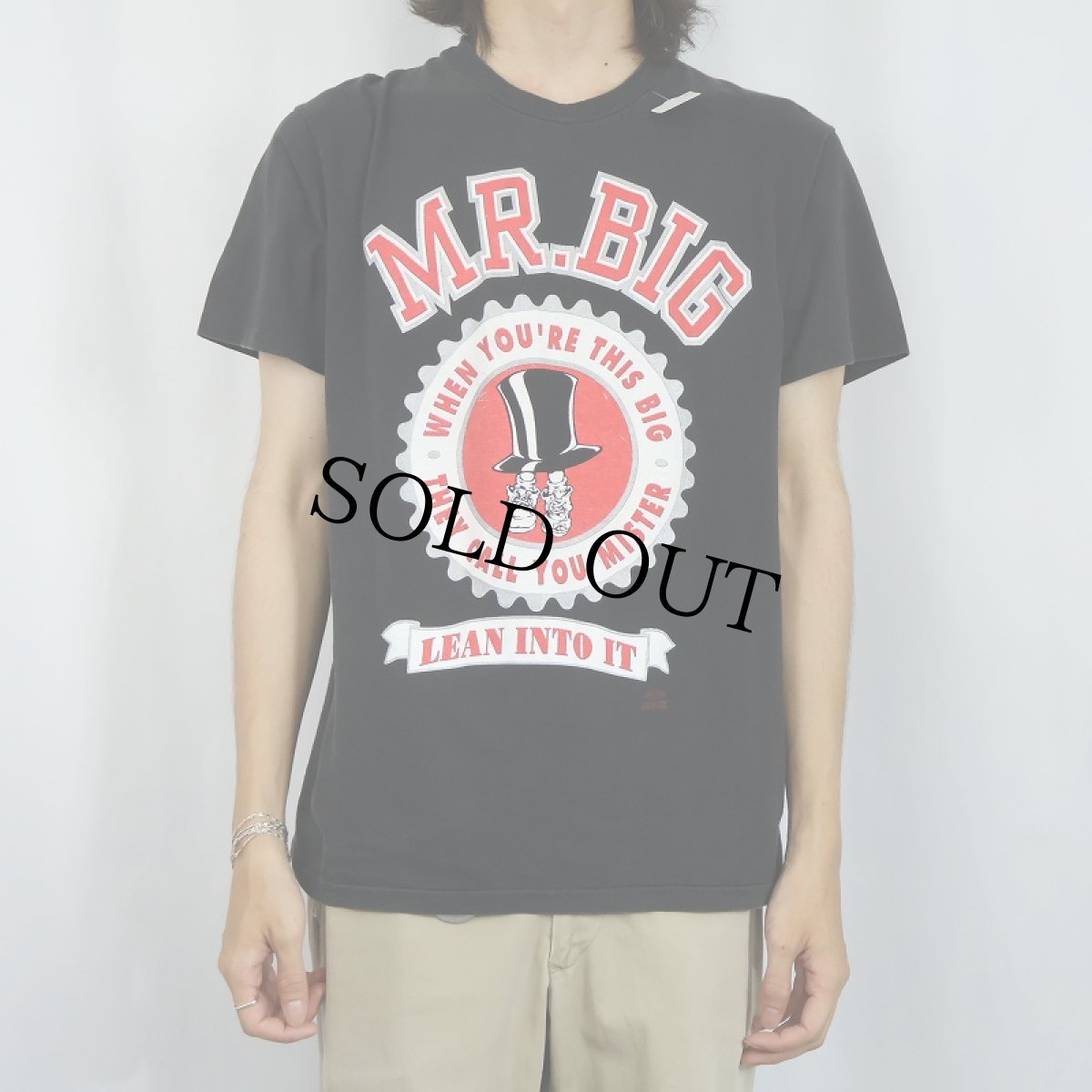 画像2: 90's MR. BIG USA製 "Lean Into It" ハードロックバンド アルバムプリントTシャツ BLACK L (2)