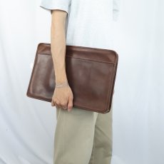 画像2: 80's COACH USA製 レザークラッチバッグ (2)