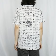 画像4: 90's GAY M. Zurich USA製 "182 Ways to Get a Head" 総柄 イラストプリントTシャツ M (4)
