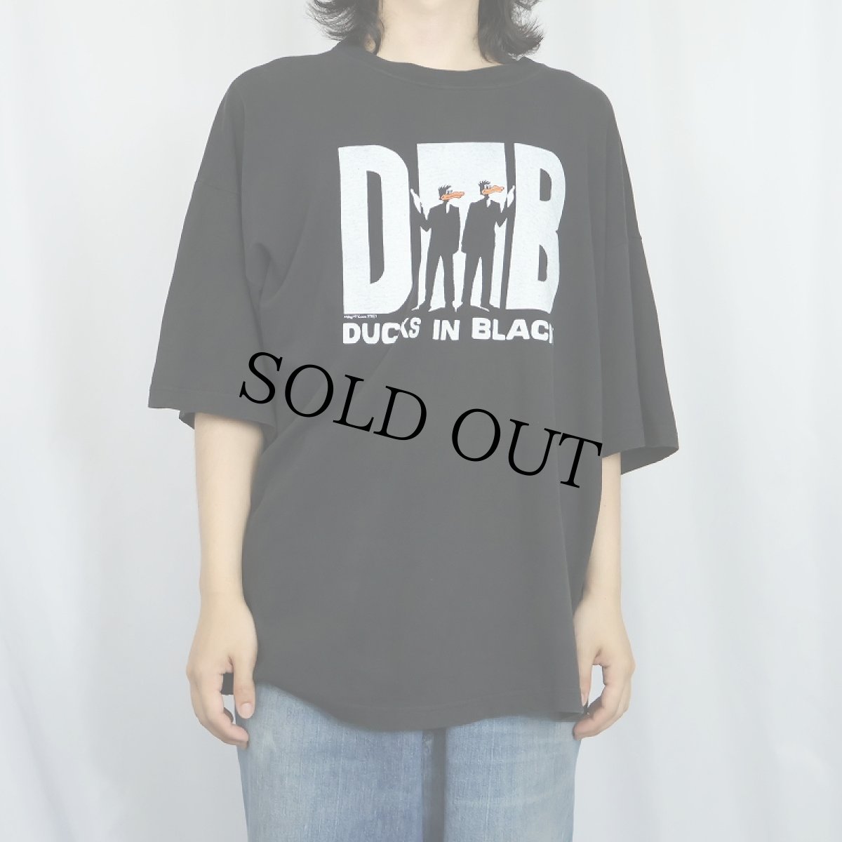 画像2: 90's "DUCKS IN BLACK" 映画パロディプリントTシャツ BLACK XL (2)