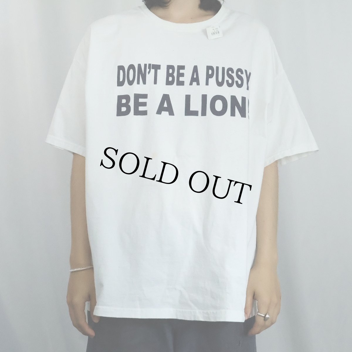 画像2: 2000's "DON'T BE A PUSSY BE A LION!" メッセージプリントTシャツ 2XL (2)