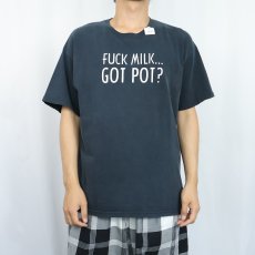 画像2: "FUCK MILK... GOT POT?" 広告パロディプリントTシャツ BLACK (2)