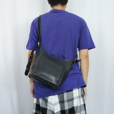 画像2: 90's COACH USA製 レザーショルダーバッグ BLACK (2)