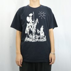 画像2: Pablo Picasso "Don Quixote" アートプリントTシャツ BLACK XL (2)