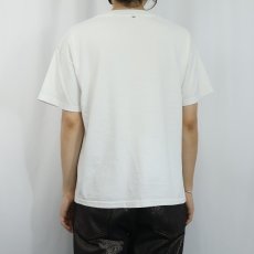 画像3: 90's Berkeley Breathed "OUTLAND" コミックキャラクタープリントTシャツ (3)