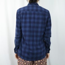 画像3: PENDLETON "OLIVER" 猫目ボタン オンブレーチェック柄 ウールシャツ NAVY M (3)