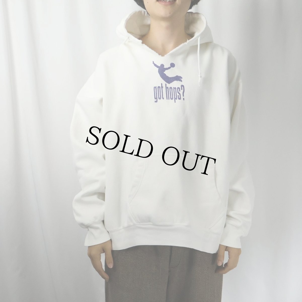 画像3: STEVE AND BARRY'S "got hops?" パロディプリントスウェットフーディー L (3)