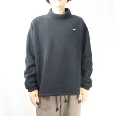 画像2: NIKE "THERMA-FIT" ロゴ刺繡 ボアフリースプルオーバージャケット BLACK XL (2)